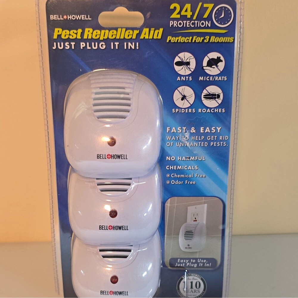 Bell+Howell Pest Repeller Aid Plug-In Ultrasonic, LED 3-Pack